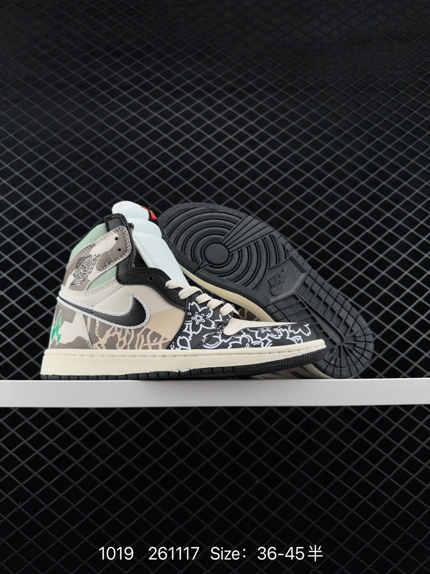 Nike Air Jordan 1 Mid”Metallic Gold Obsidian “